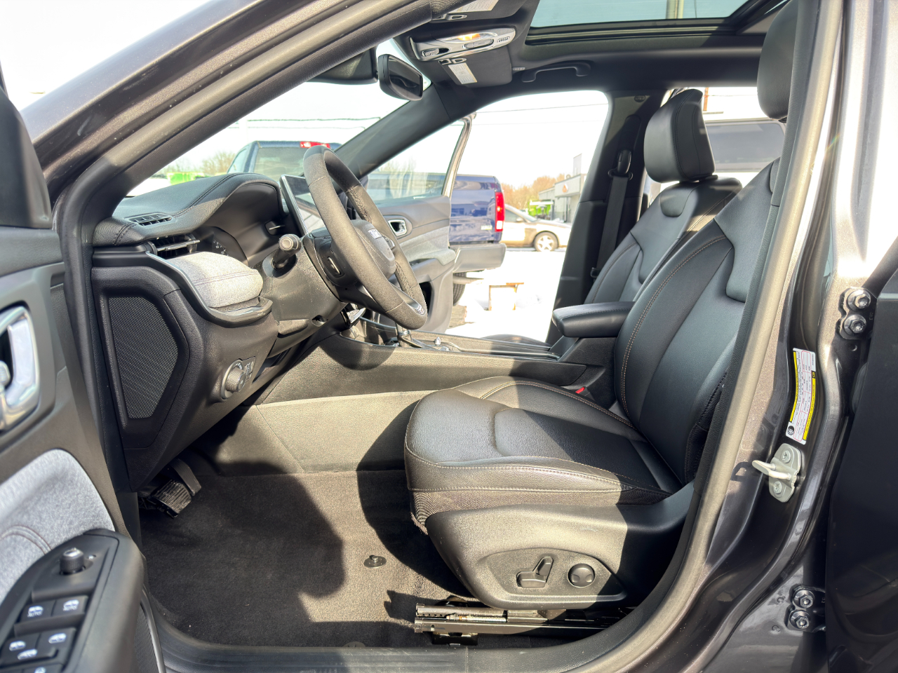 Jeep Compass Latitude Lux 4x4 2023