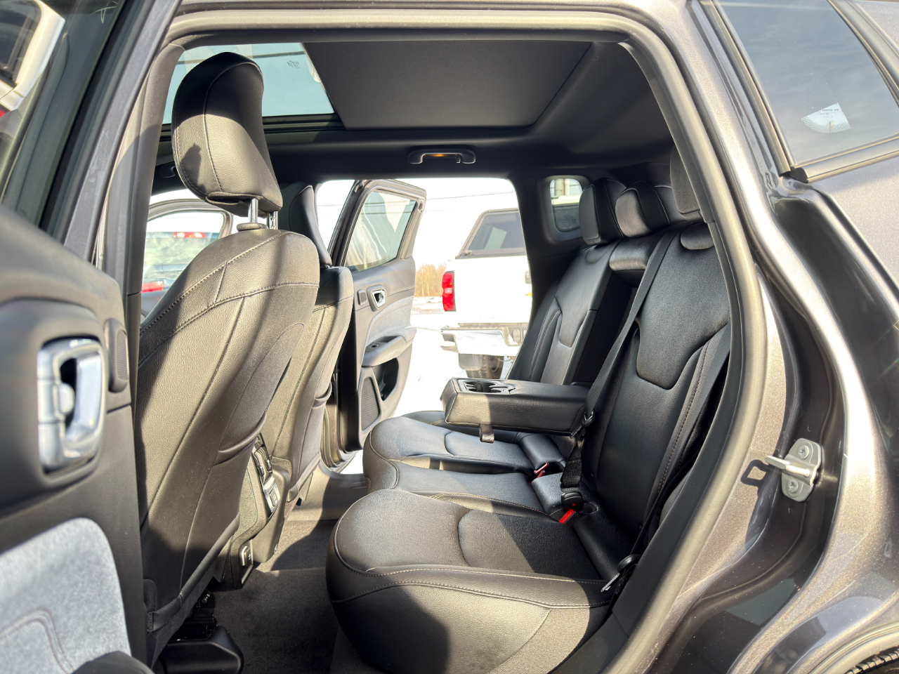 Jeep Compass Latitude Lux 4x4 2023