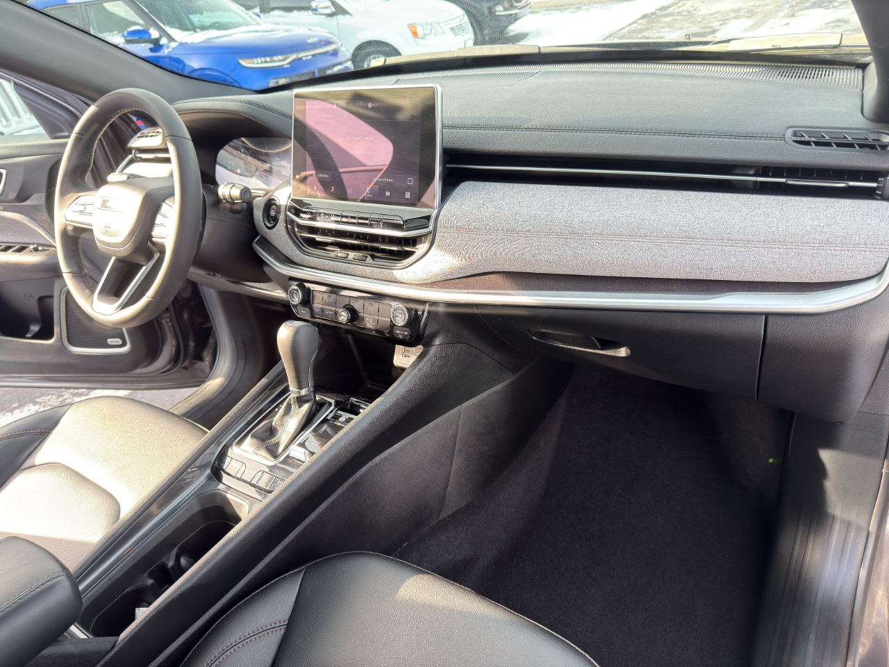 Jeep Compass Latitude Lux 4x4 2023