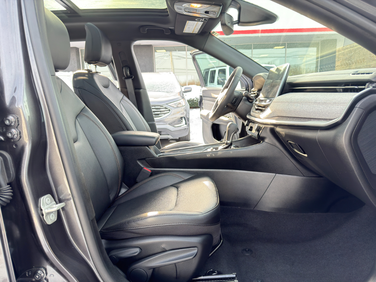 Jeep Compass Latitude Lux 4x4 2023