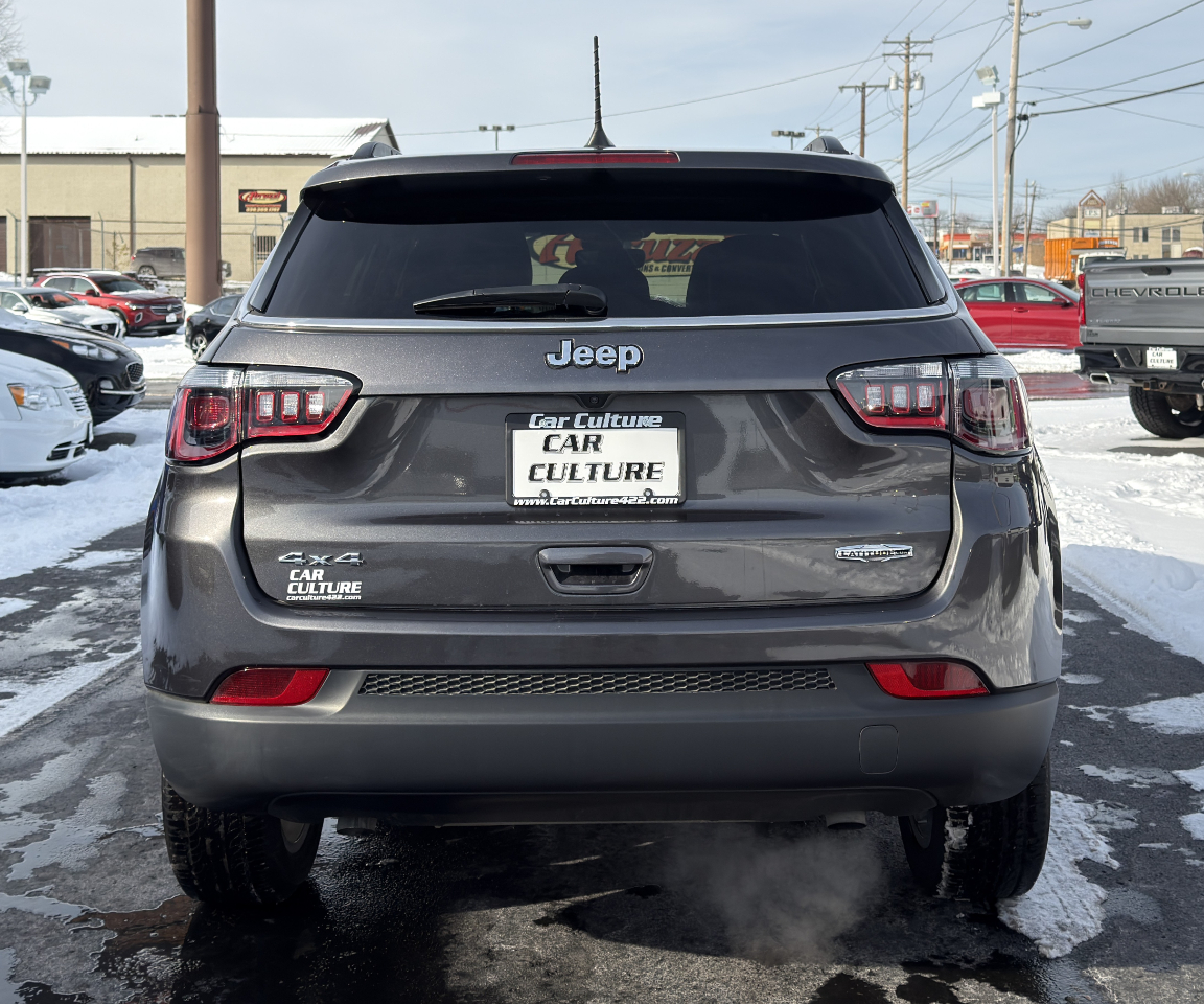 Jeep Compass Latitude Lux 4x4 2023