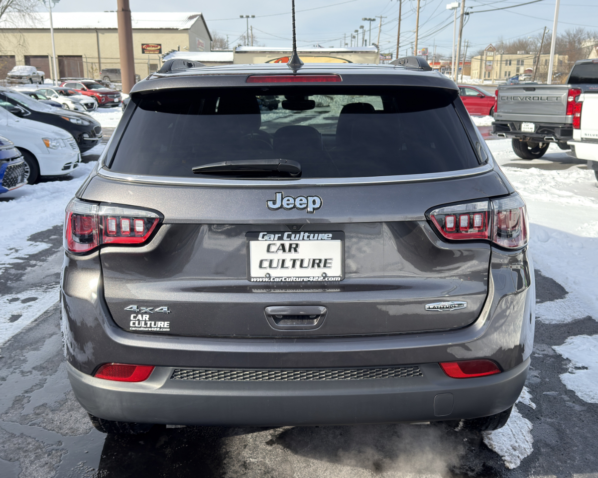 Jeep Compass Latitude Lux 4x4 2023