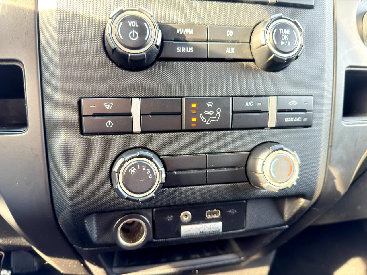 Ford F-150 STX 2WD 2014