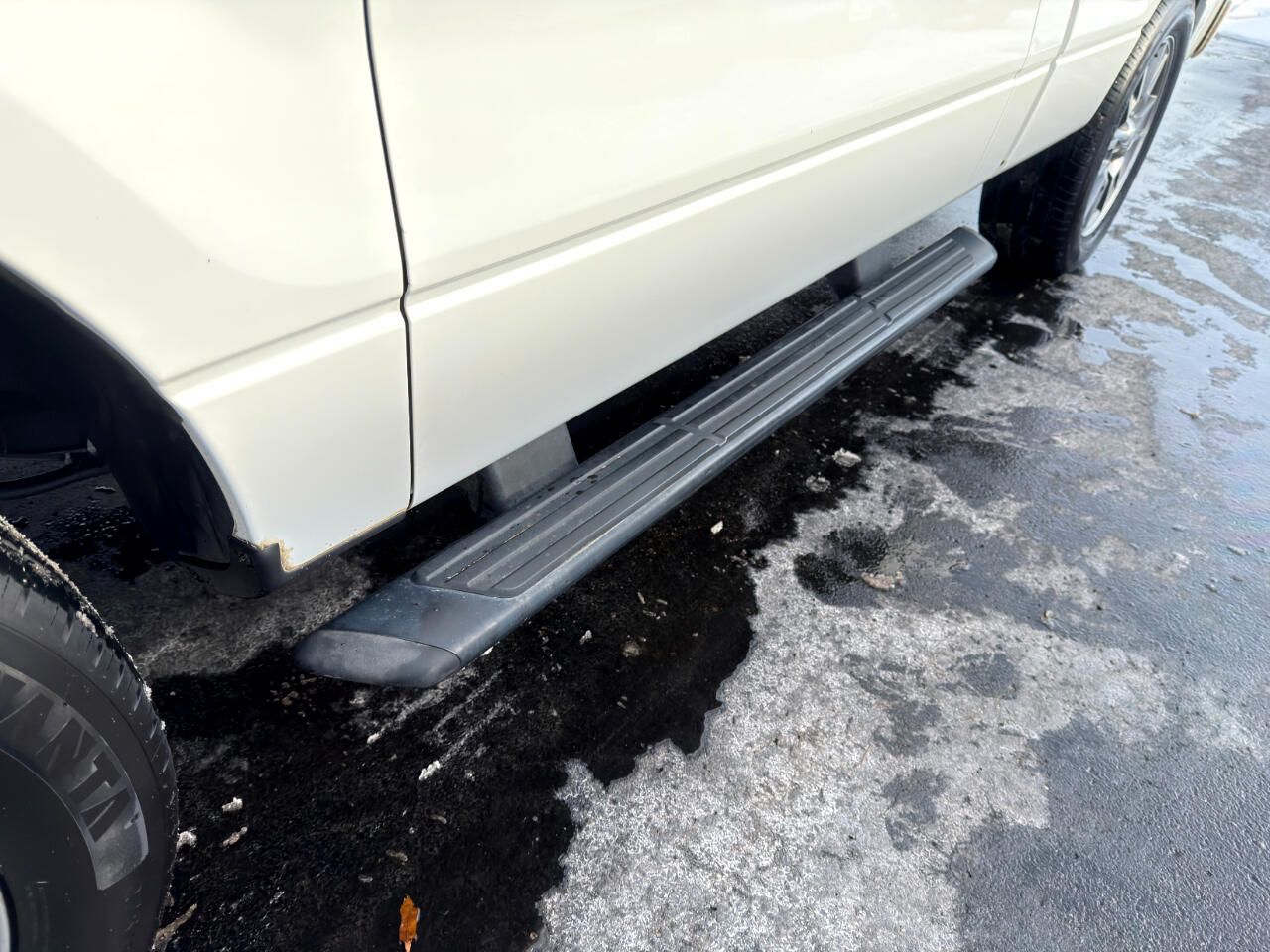 Ford F-150 STX 2WD 2014