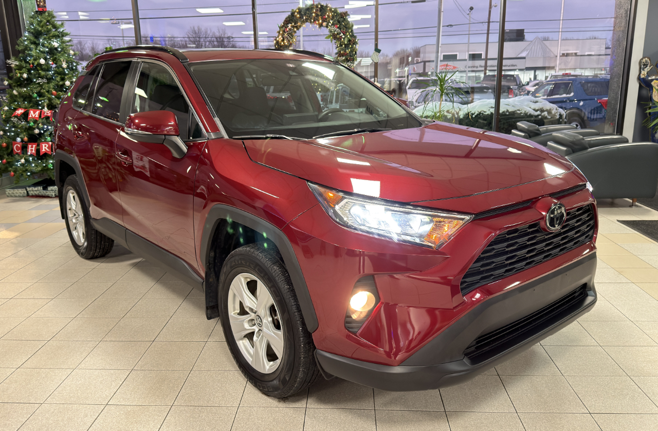 Toyota RAV4 XLE AWD 2019