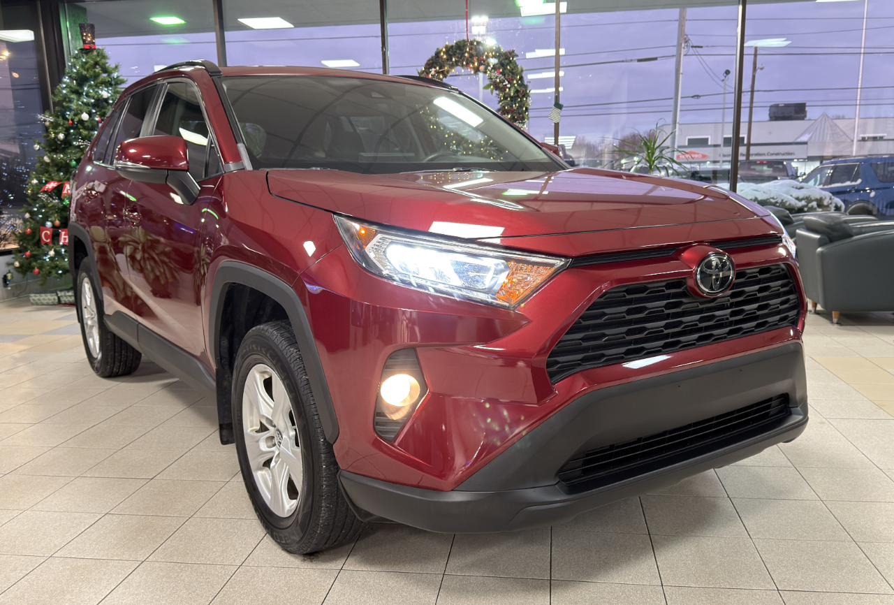Toyota RAV4 XLE AWD 2019