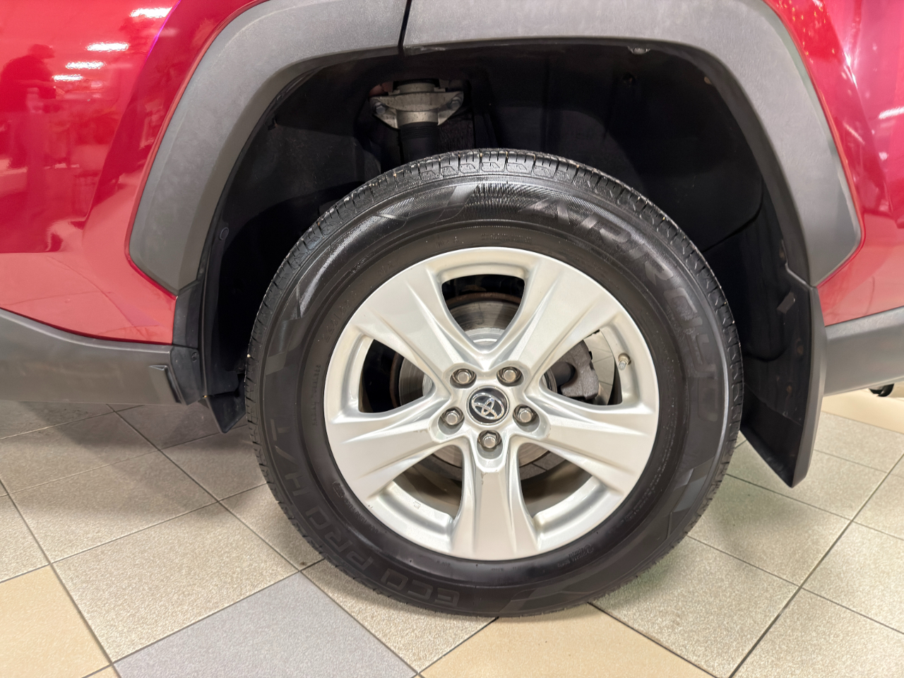 Toyota RAV4 XLE AWD 2019