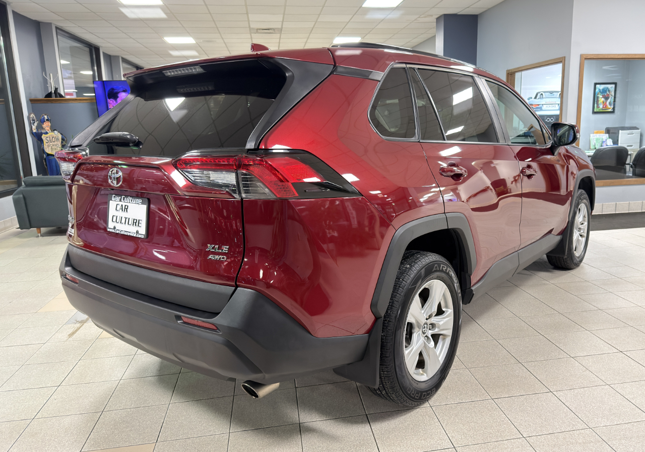 Toyota RAV4 XLE AWD 2019