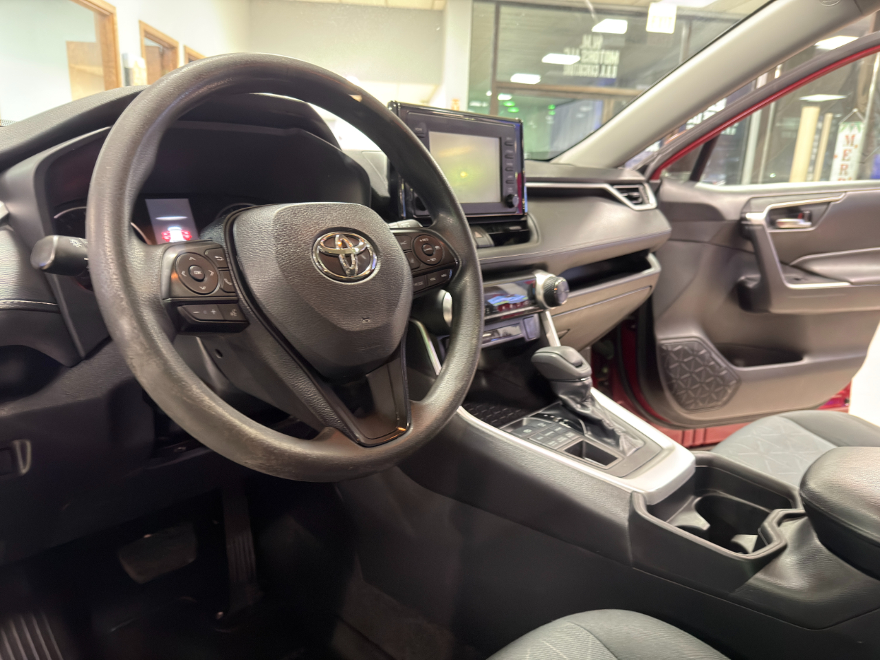 Toyota RAV4 XLE AWD 2019