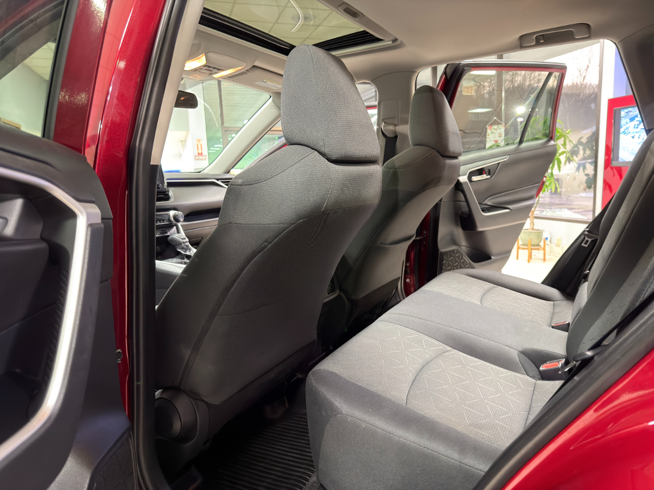 Toyota RAV4 XLE AWD 2019