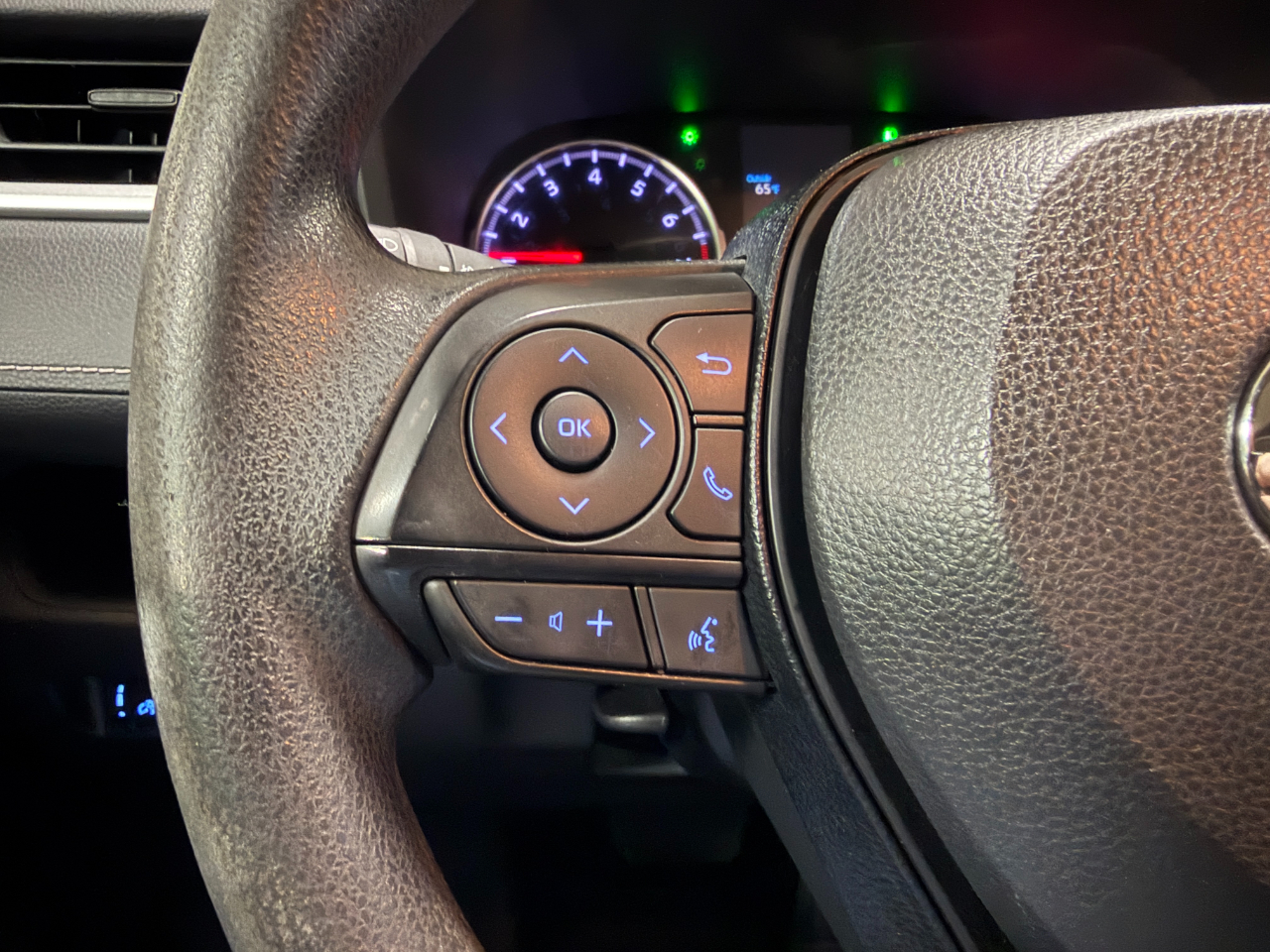 Toyota RAV4 XLE AWD 2019