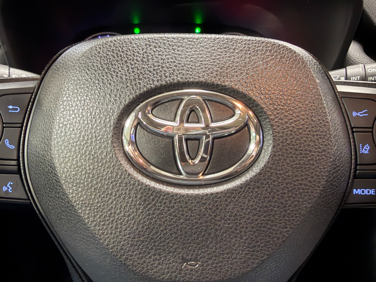 Toyota RAV4 XLE AWD 2019