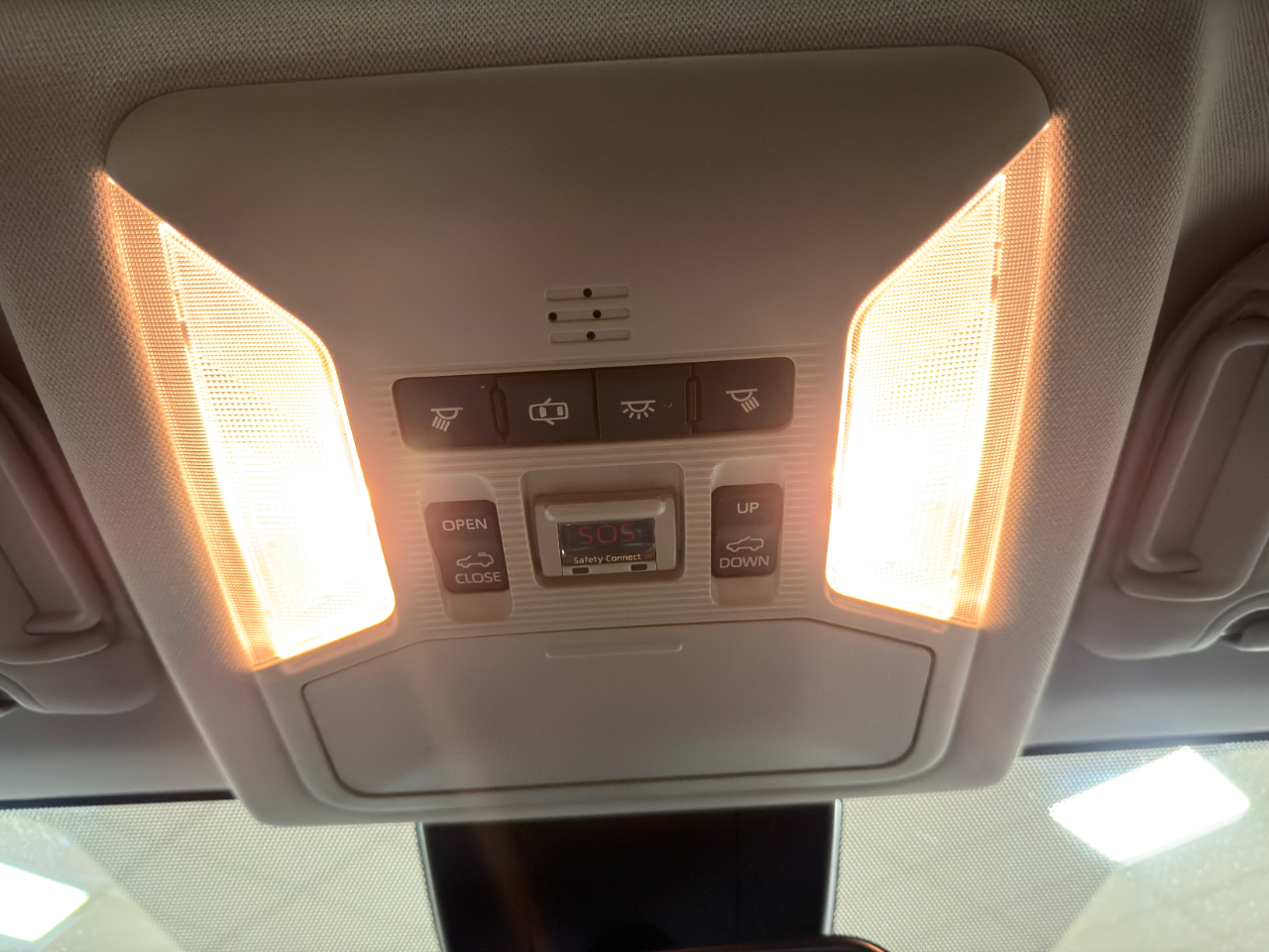 Toyota RAV4 XLE AWD 2019