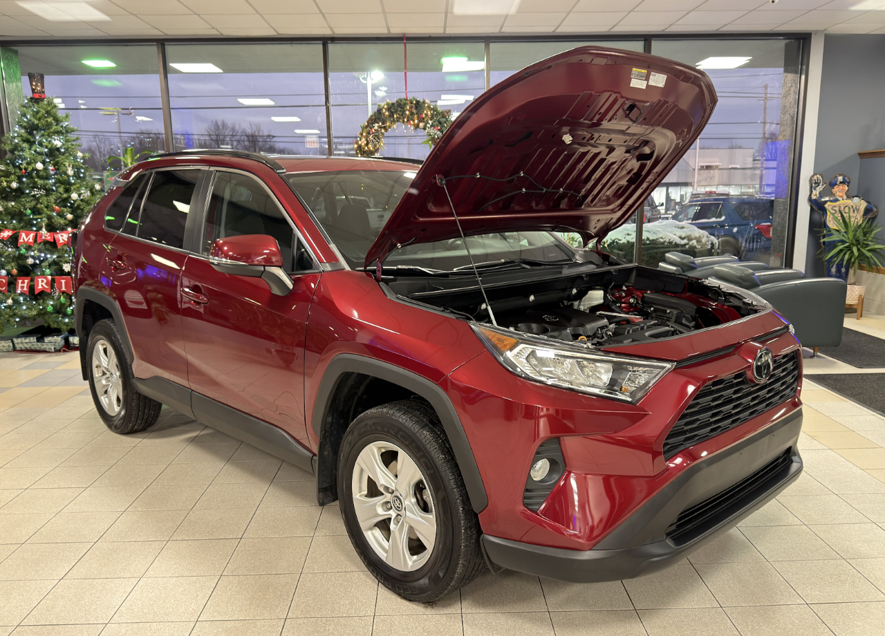 Toyota RAV4 XLE AWD 2019