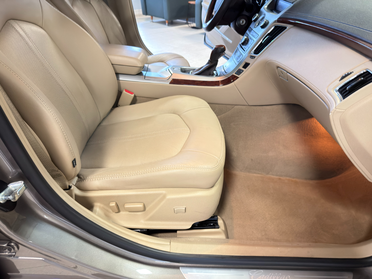 Cadillac CTS 3.0L Luxury AWD 2012