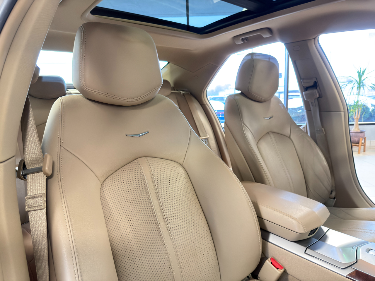 Cadillac CTS 3.0L Luxury AWD 2012