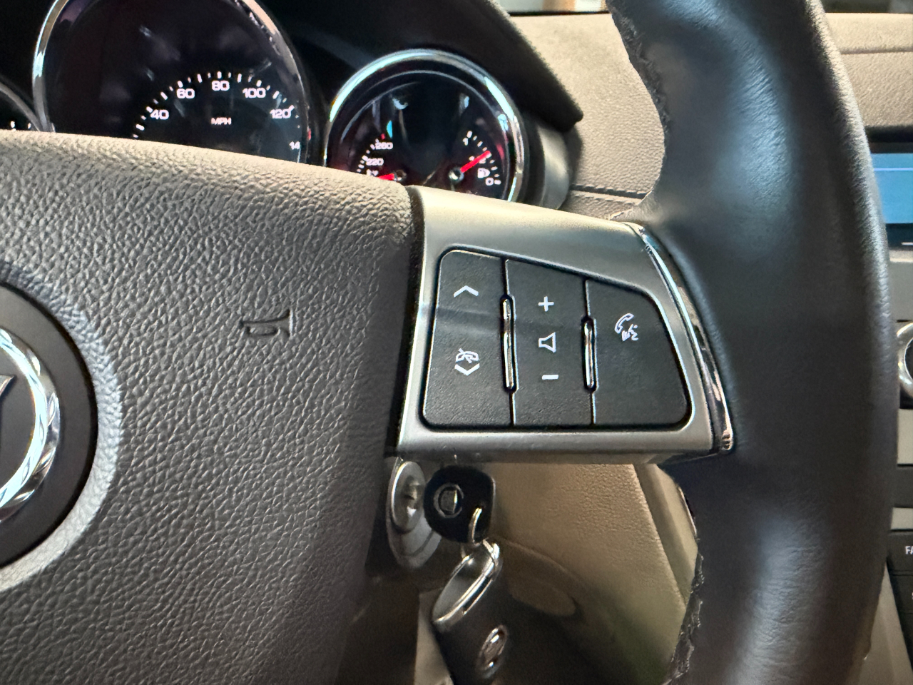 Cadillac CTS 3.0L Luxury AWD 2012