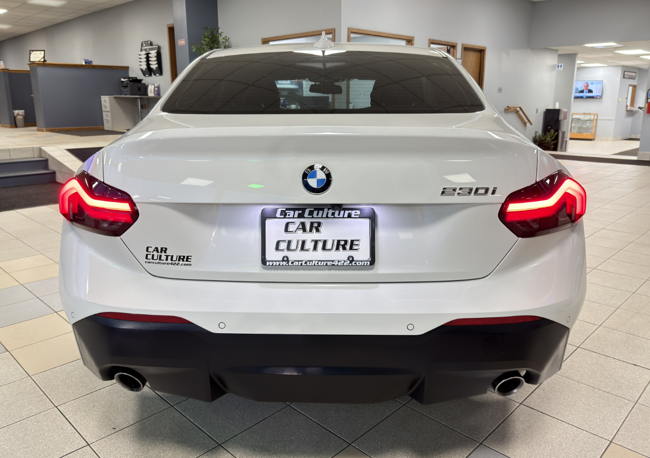 BMW 2-Series 230i Coupe 2022