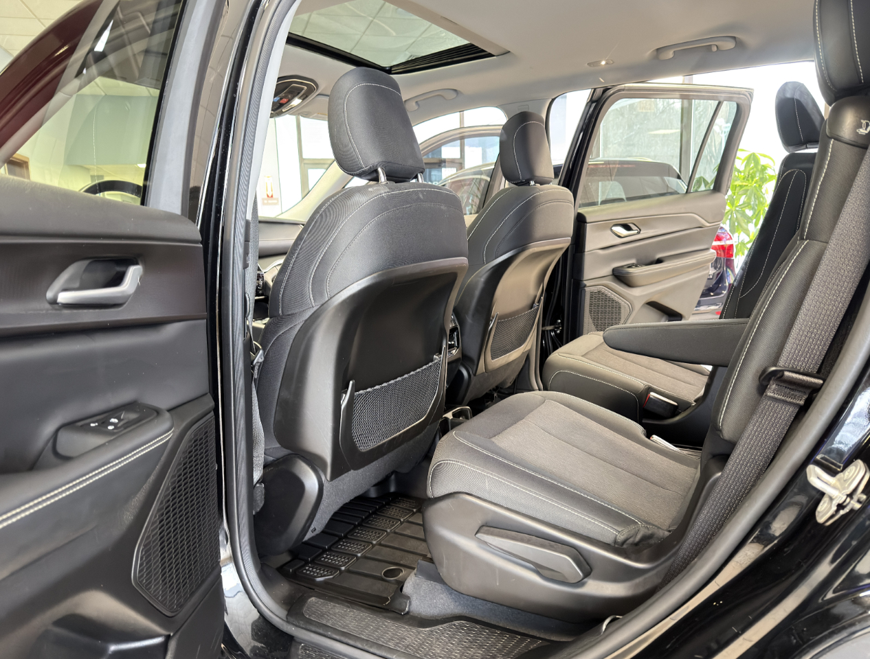 Jeep Grand Cherokee L Laredo 4x4 2023