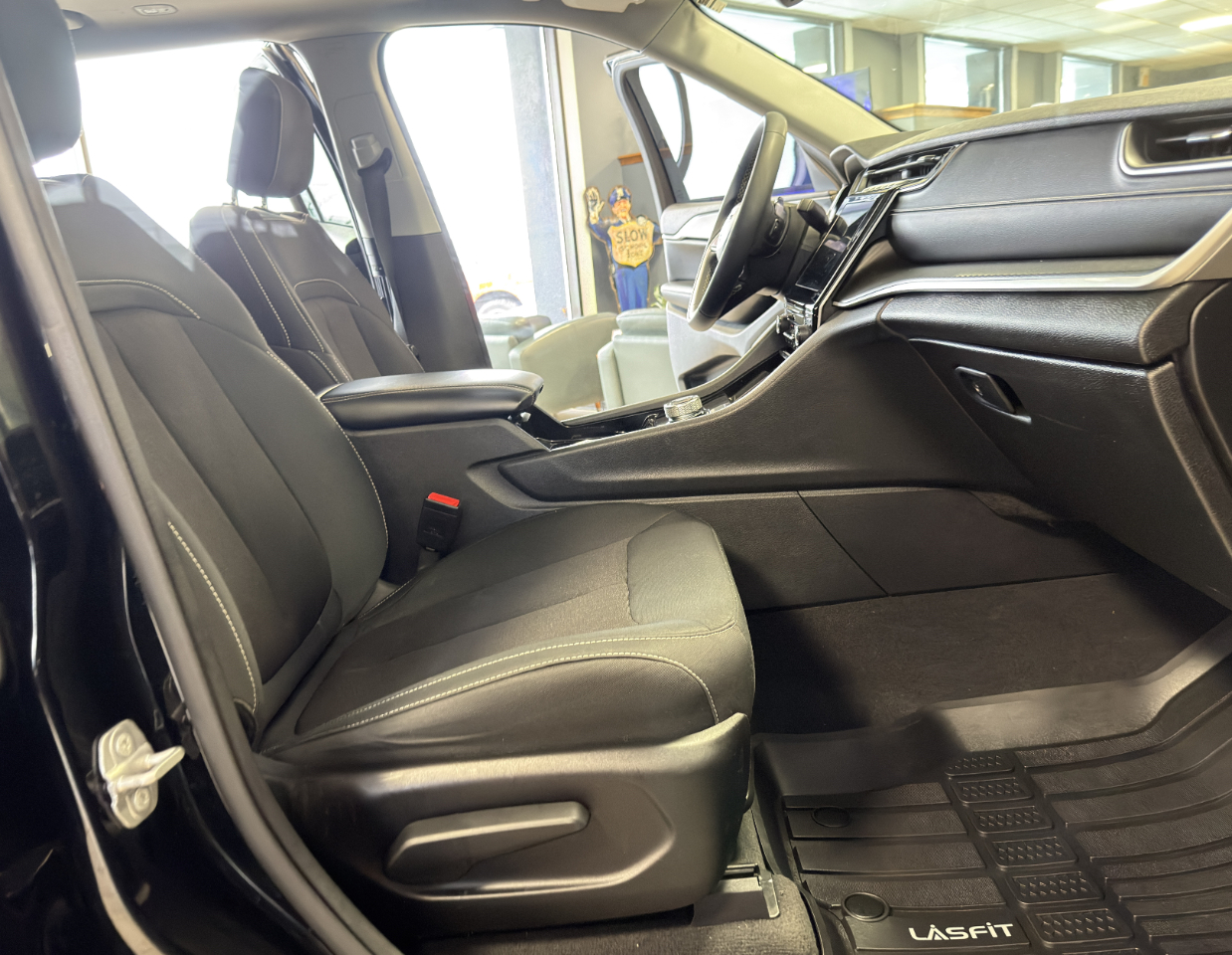 Jeep Grand Cherokee L Laredo 4x4 2023