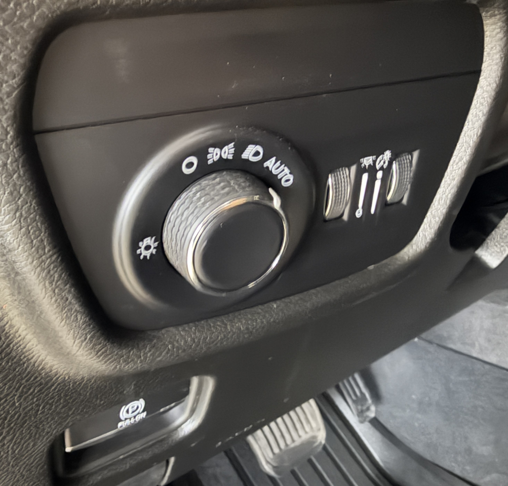 Jeep Grand Cherokee L Laredo 4x4 2023