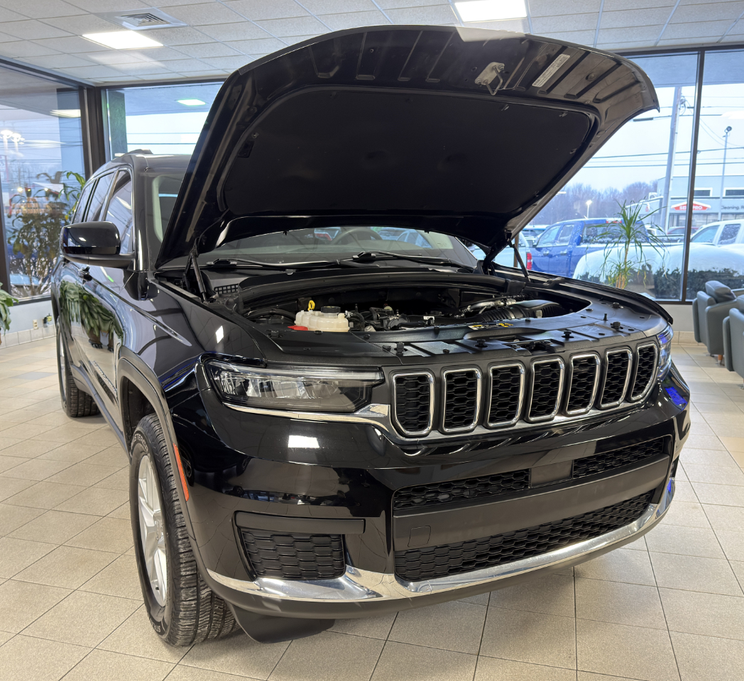 Jeep Grand Cherokee L Laredo 4x4 2023