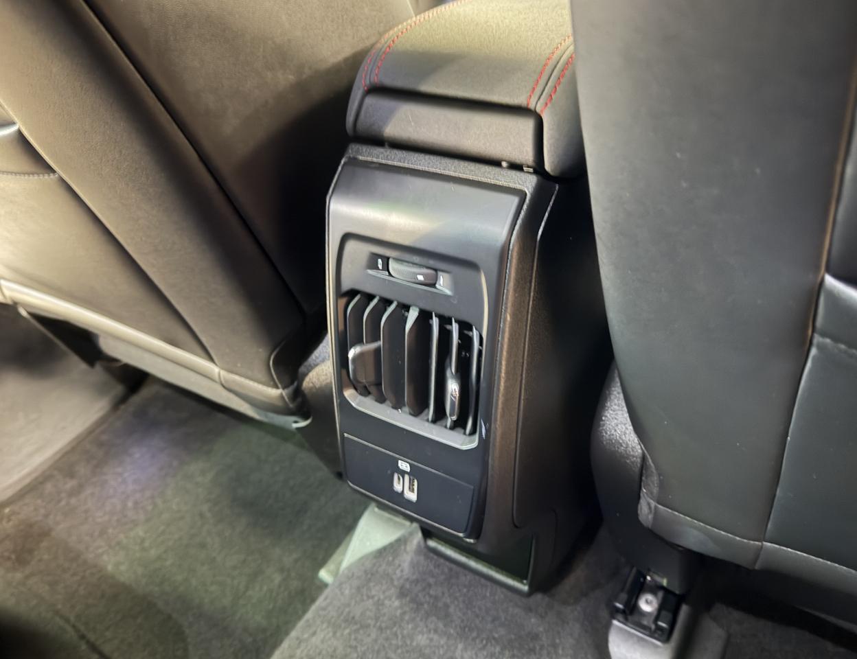 Dodge Hornet R/T Plus EAWD *Ltd Avail* 2024