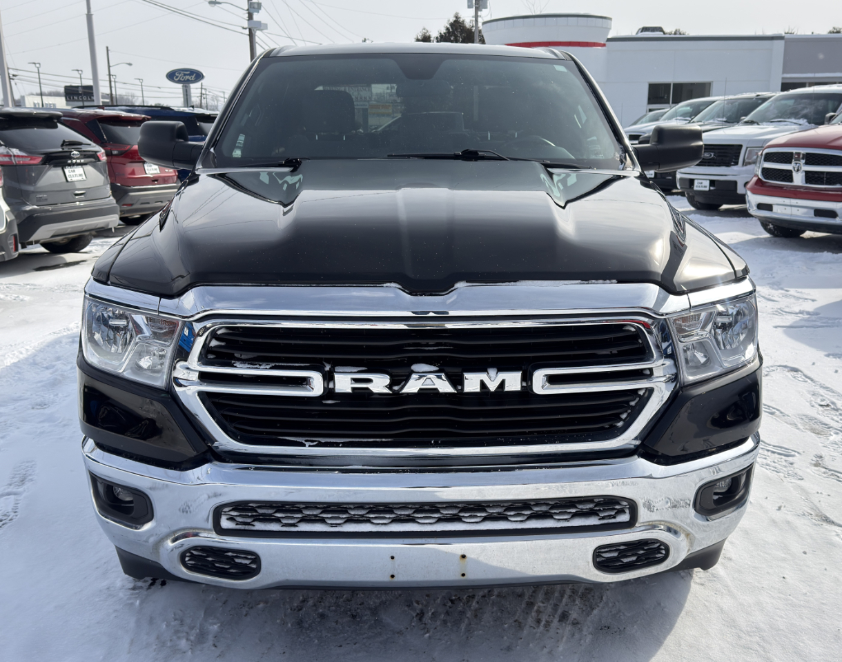 RAM 1500 Big Horn Crew Cab 4WD 2021