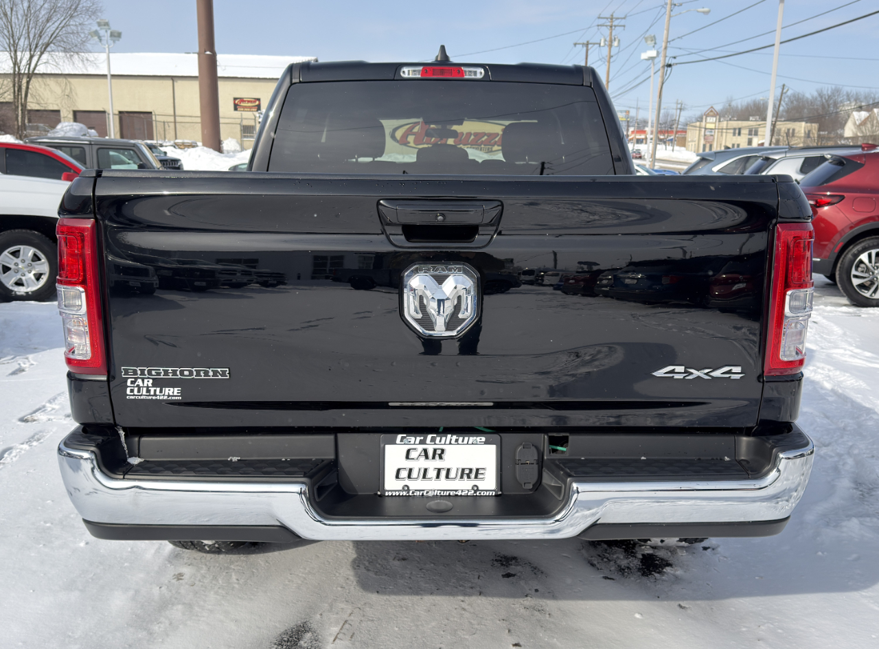RAM 1500 Big Horn Crew Cab 4WD 2021