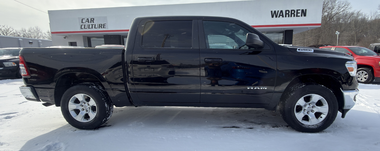 RAM 1500 Big Horn Crew Cab 4WD 2021