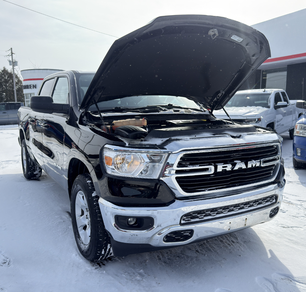 RAM 1500 Big Horn Crew Cab 4WD 2021