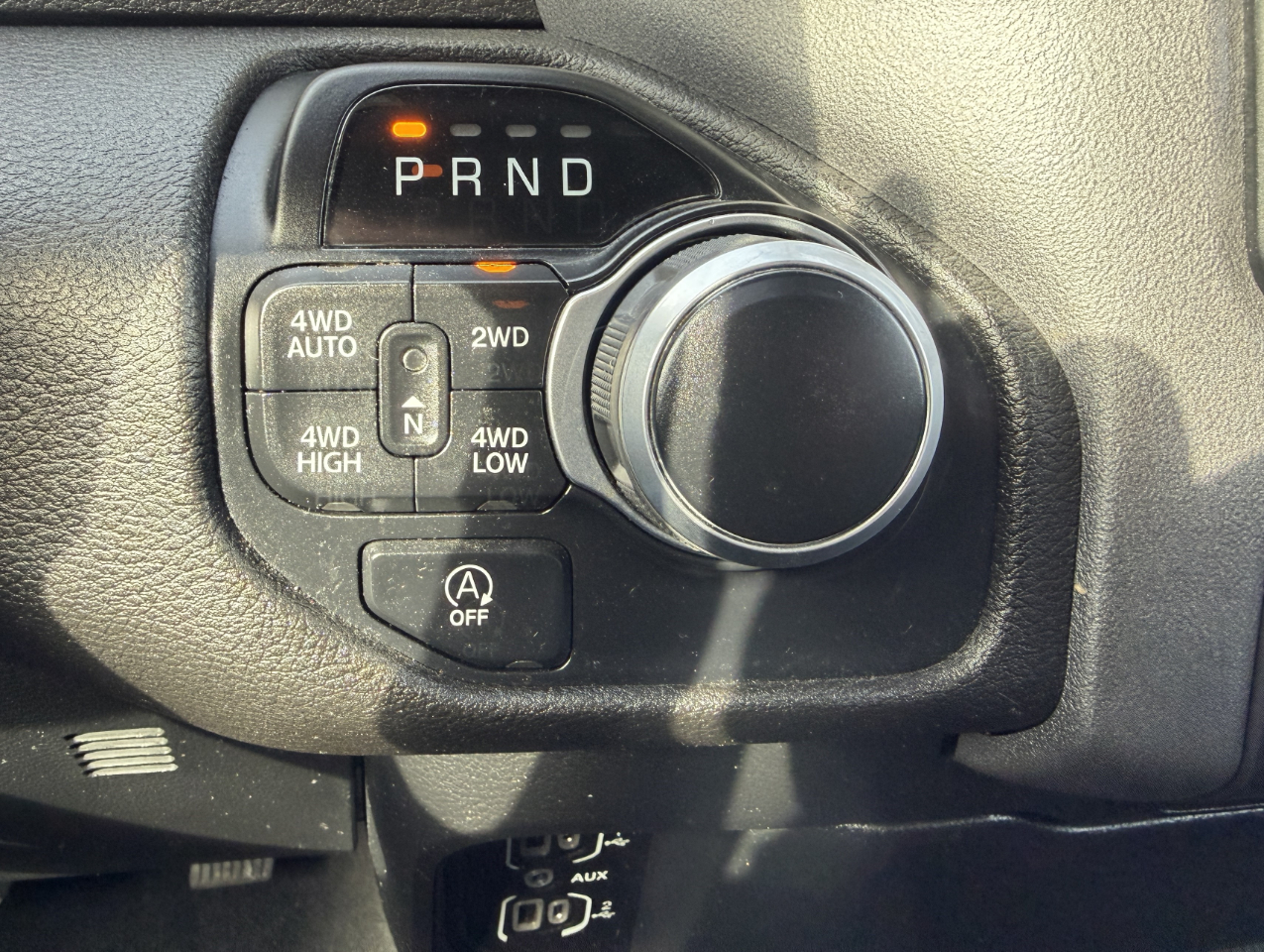 RAM 1500 Big Horn Crew Cab 4WD 2021