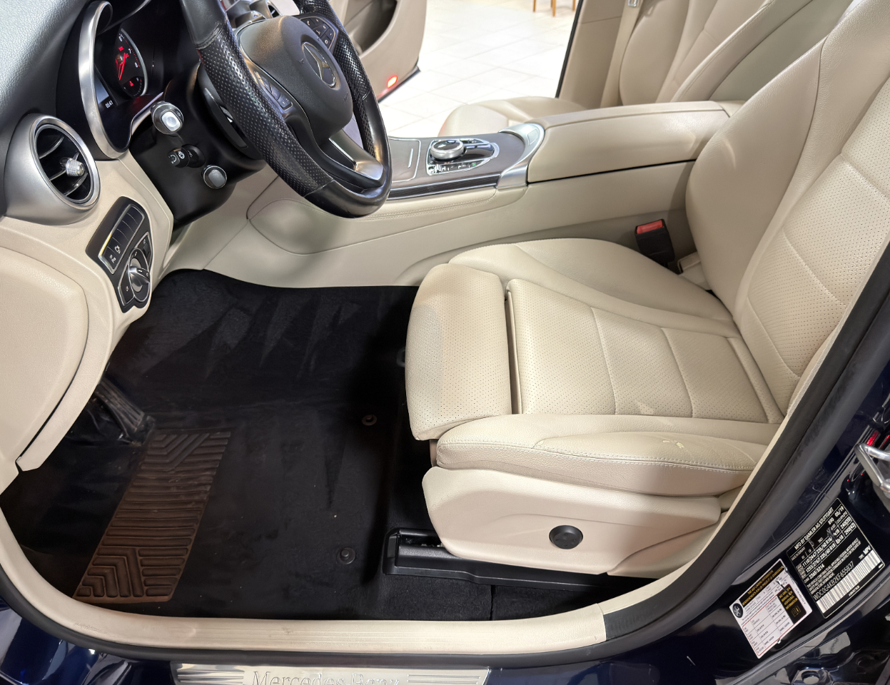 Mercedes-Benz GLC-Class GLC300 4MATIC 2019