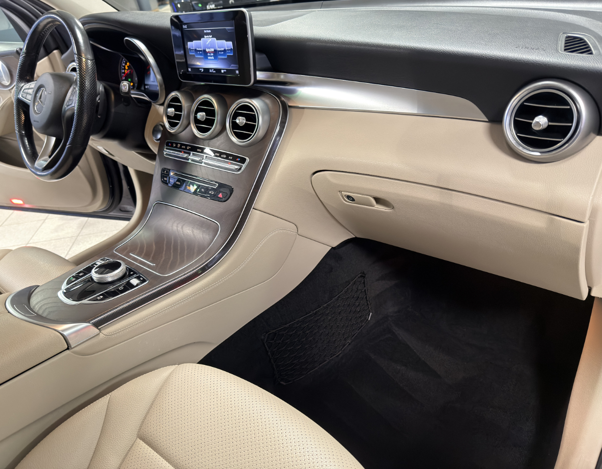 Mercedes-Benz GLC-Class GLC300 4MATIC 2019