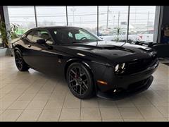 2017 Dodge Challenger 