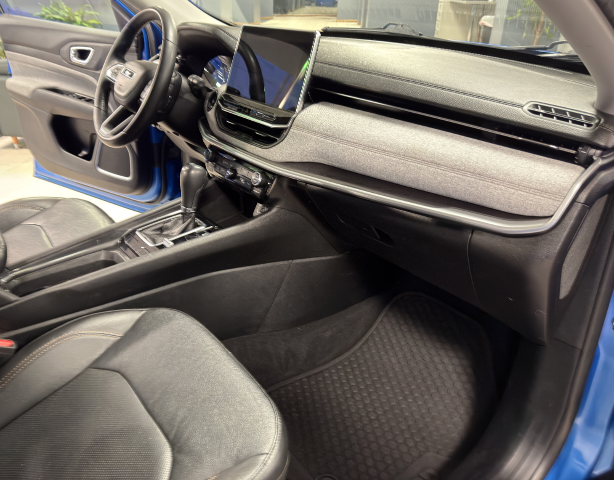 Jeep Compass Latitude Lux 4x4 2022