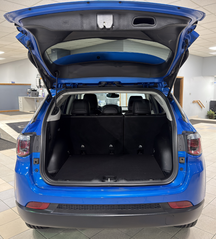 Jeep Compass Latitude Lux 4x4 2022