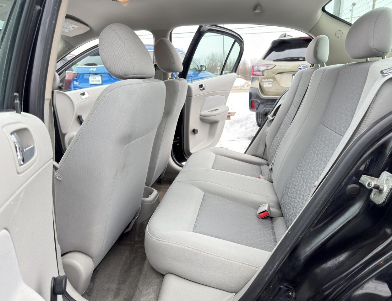 Chevrolet Cobalt 4dr Sdn LS 2009