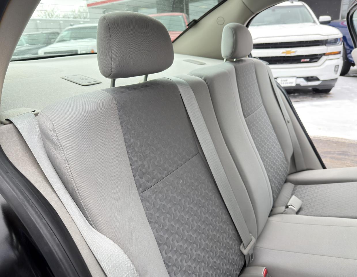 Chevrolet Cobalt 4dr Sdn LS 2009