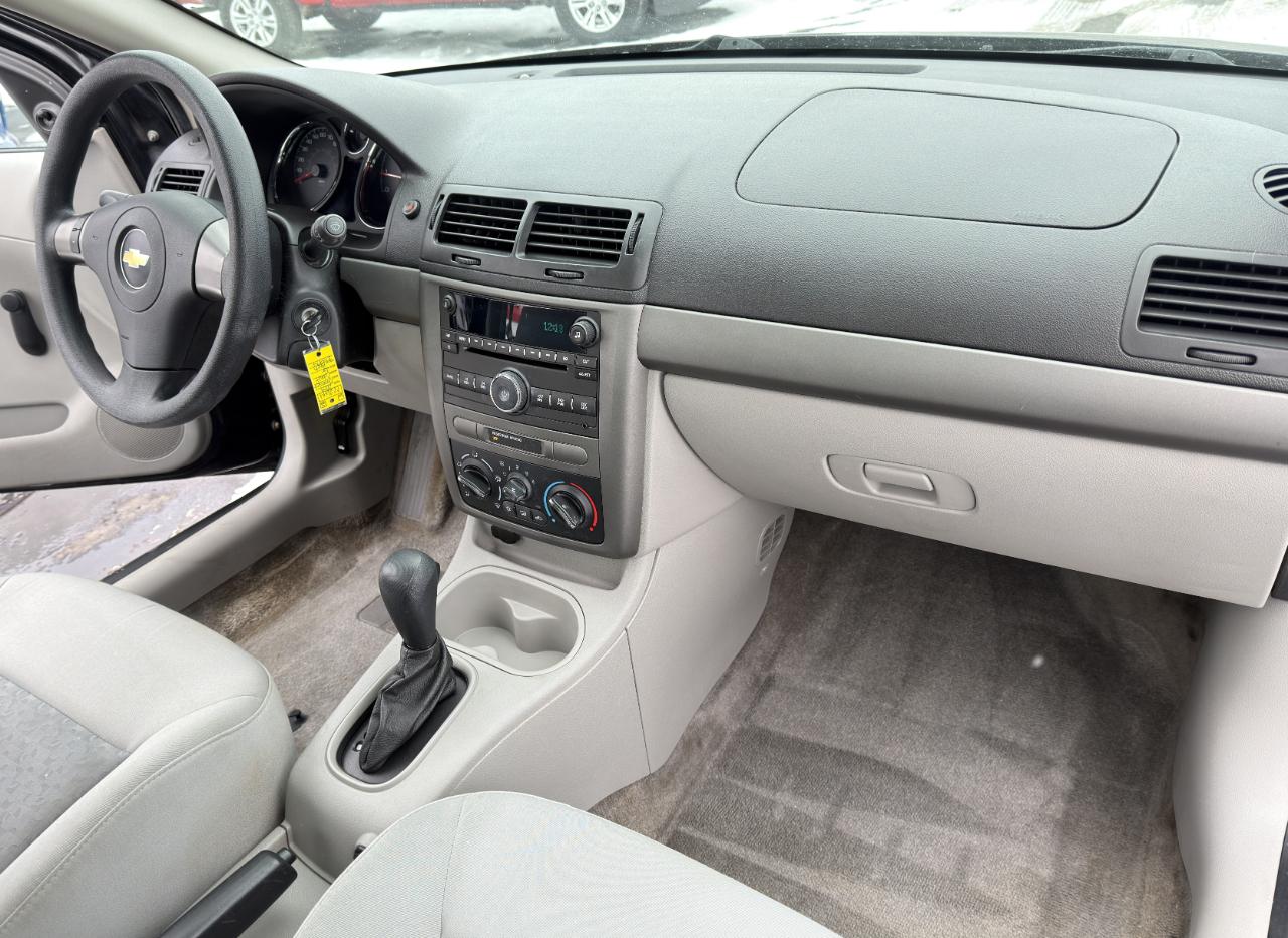 Chevrolet Cobalt 4dr Sdn LS 2009