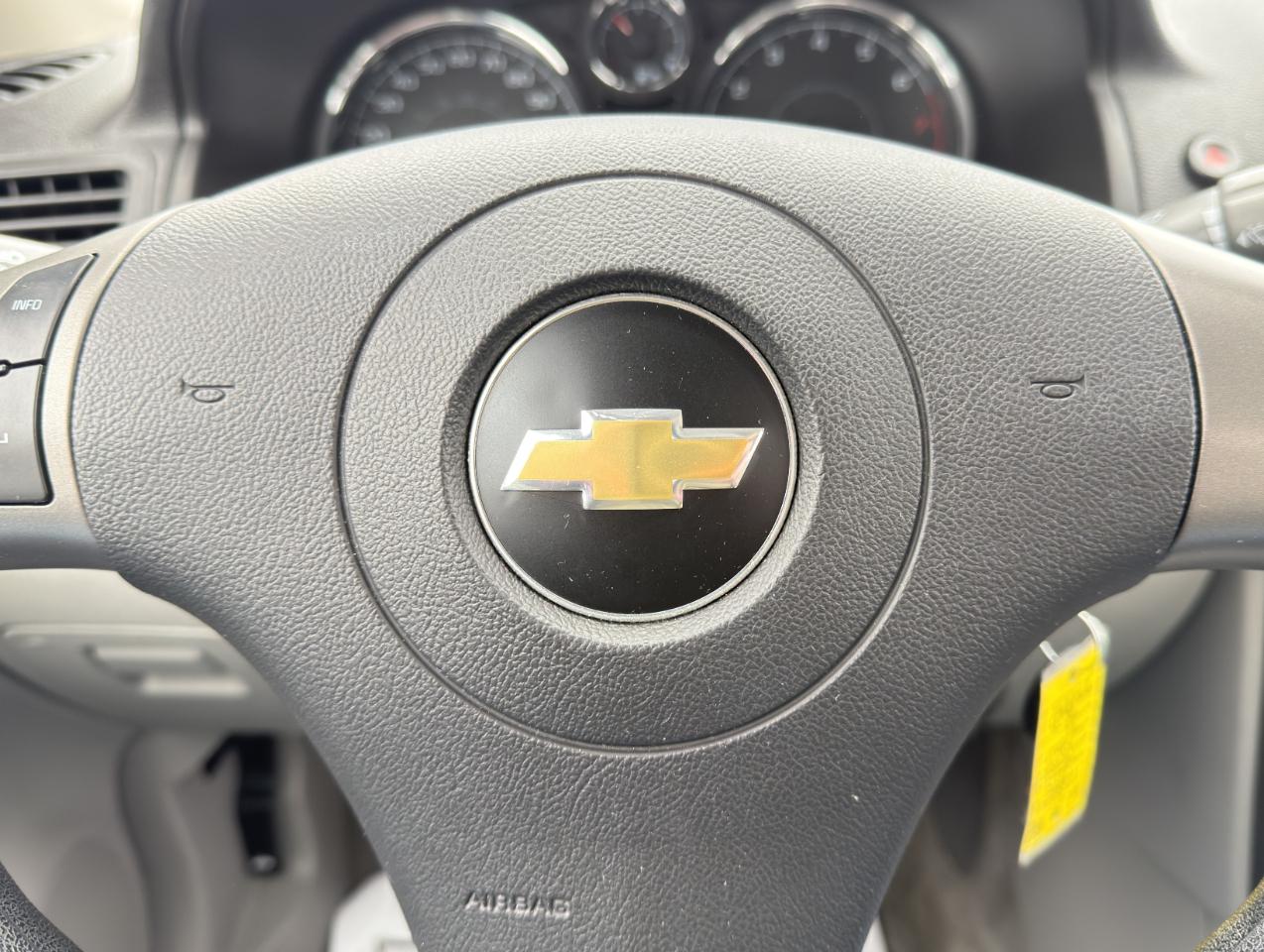 Chevrolet Cobalt 4dr Sdn LS 2009