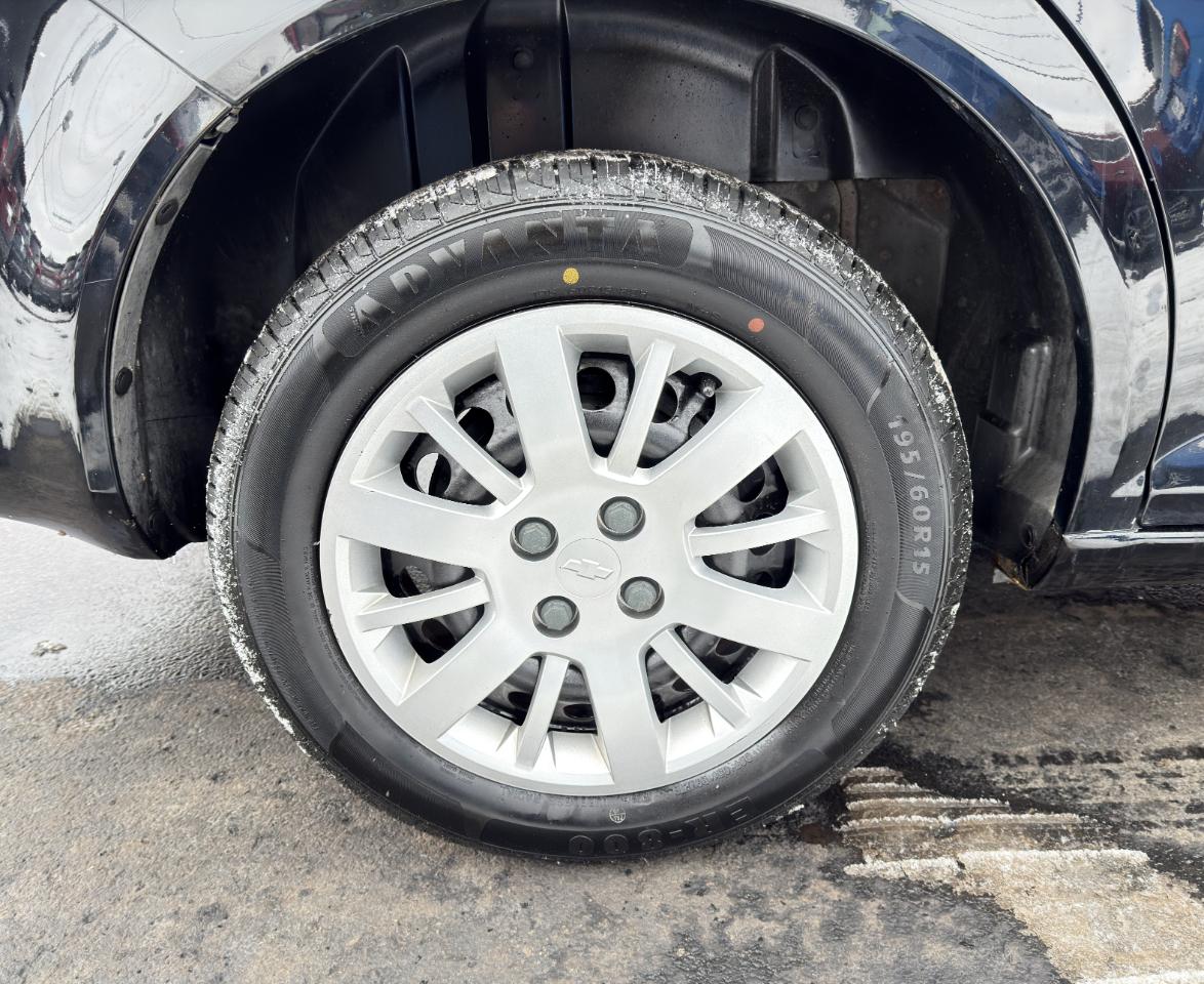 Chevrolet Cobalt 4dr Sdn LS 2009