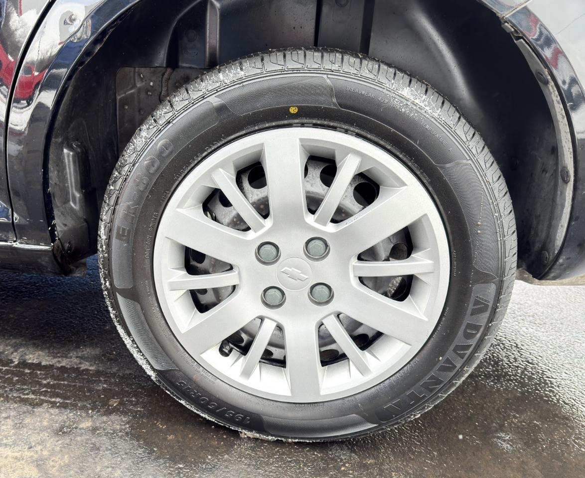 Chevrolet Cobalt 4dr Sdn LS 2009