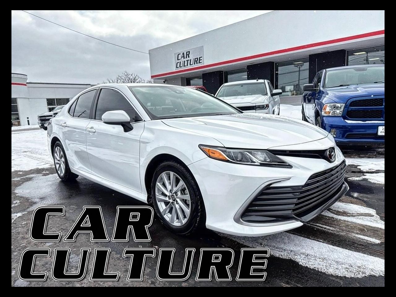 Toyota Camry LE AWD 2023