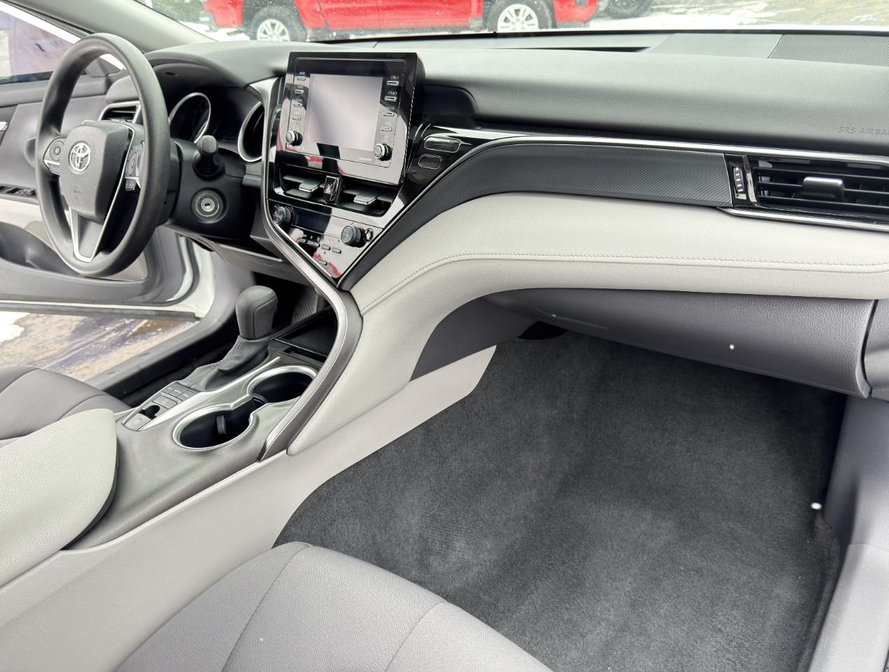 Toyota Camry LE AWD 2023