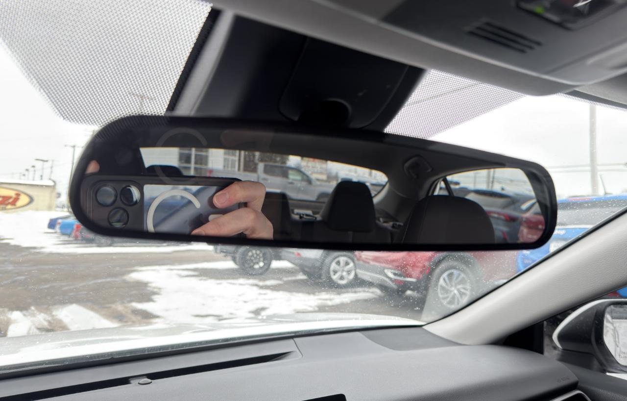 Toyota Camry LE AWD 2023