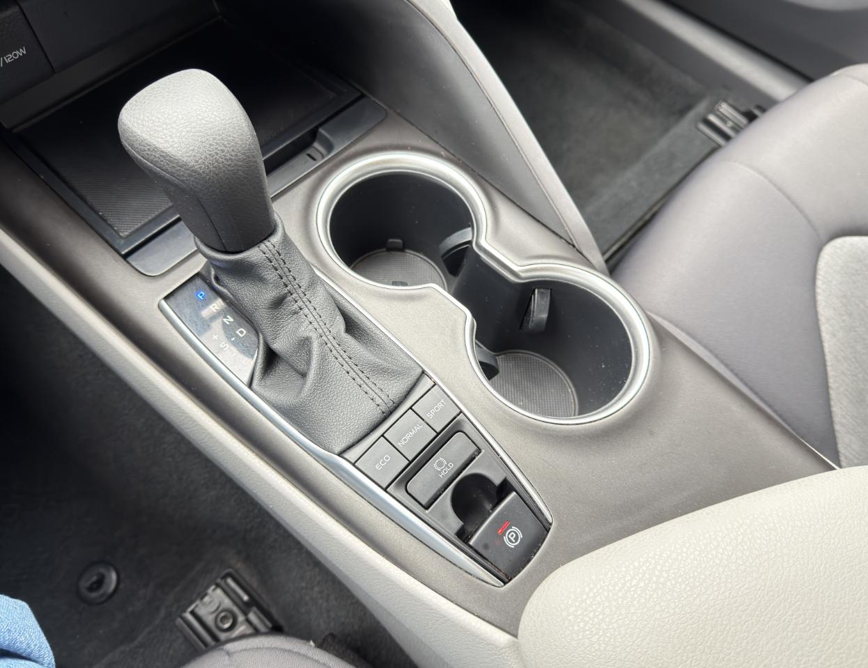 Toyota Camry LE AWD 2023