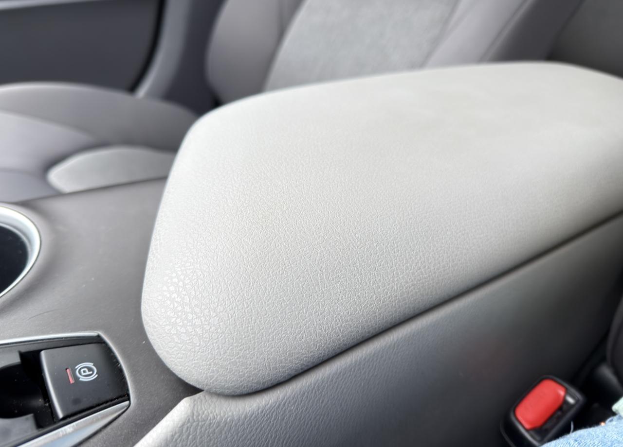 Toyota Camry LE AWD 2023