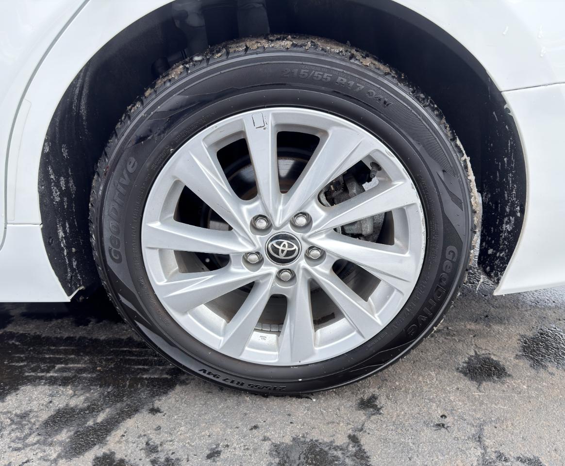 Toyota Camry LE AWD 2023