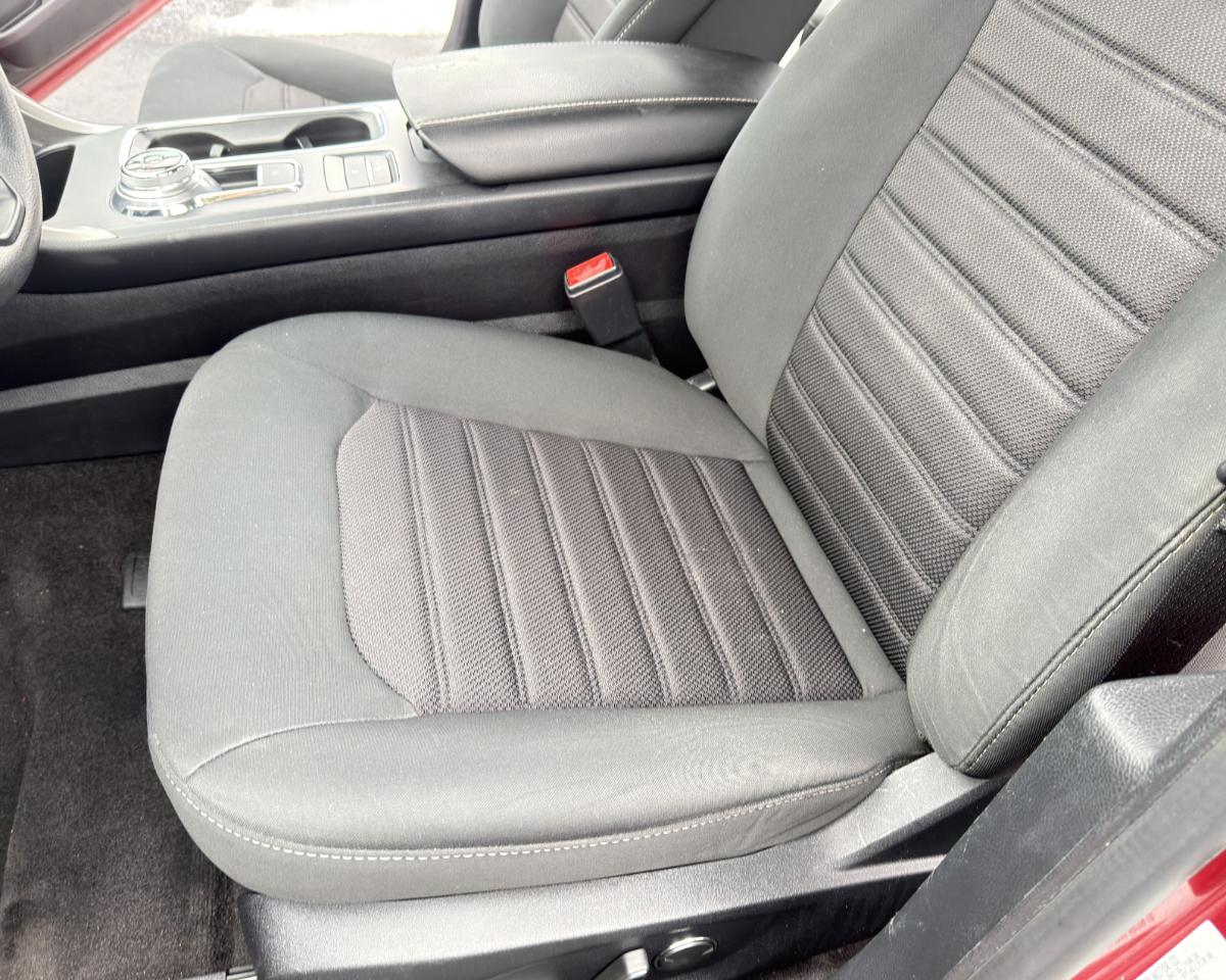 Ford Fusion SE FWD 2020